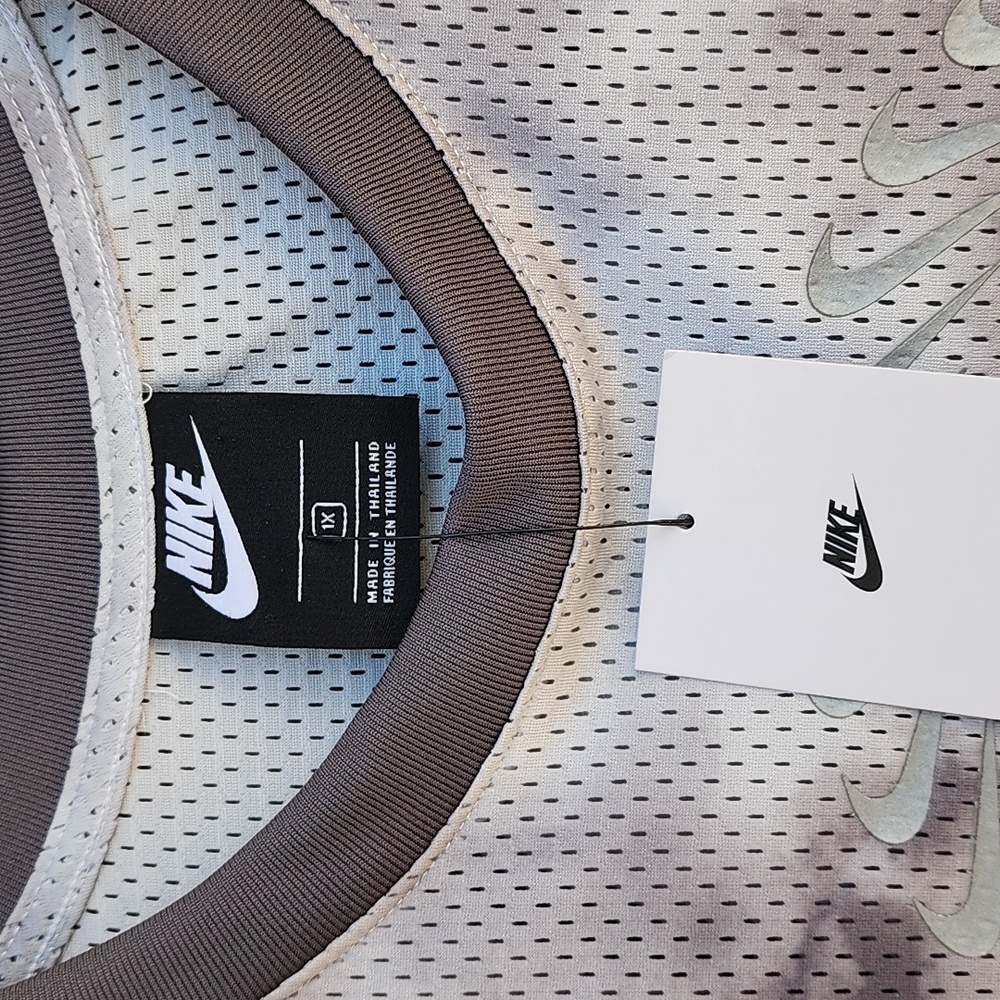 NIKE Icon Clash Gray Mesh Tee Plus 1X Boxy Drawstring Hem Athletic Top Oversized - Picture 8 of 11